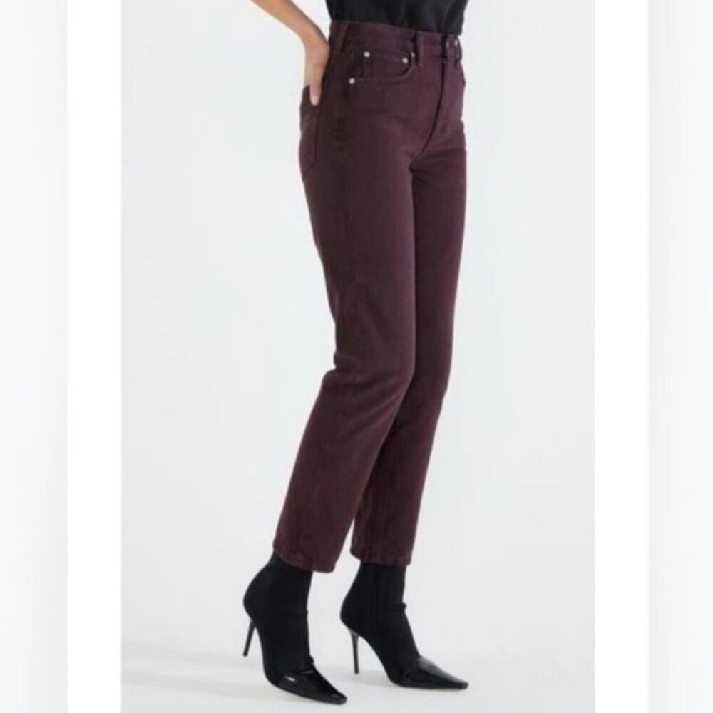 éTICA MARLOWE SLIM BOYFRIEND Mid Rise Relaxed Fit Subtly Tapered Leg Jeans 25